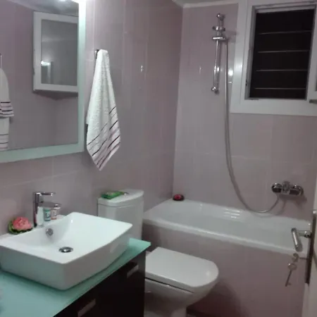 Luxury In Syros With Stunning View Few Steps To The Beach Nyaraló